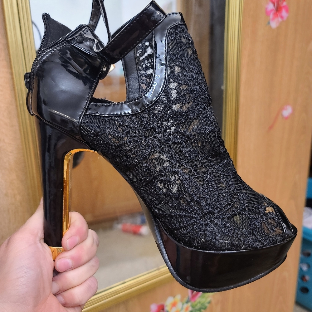 Black heels